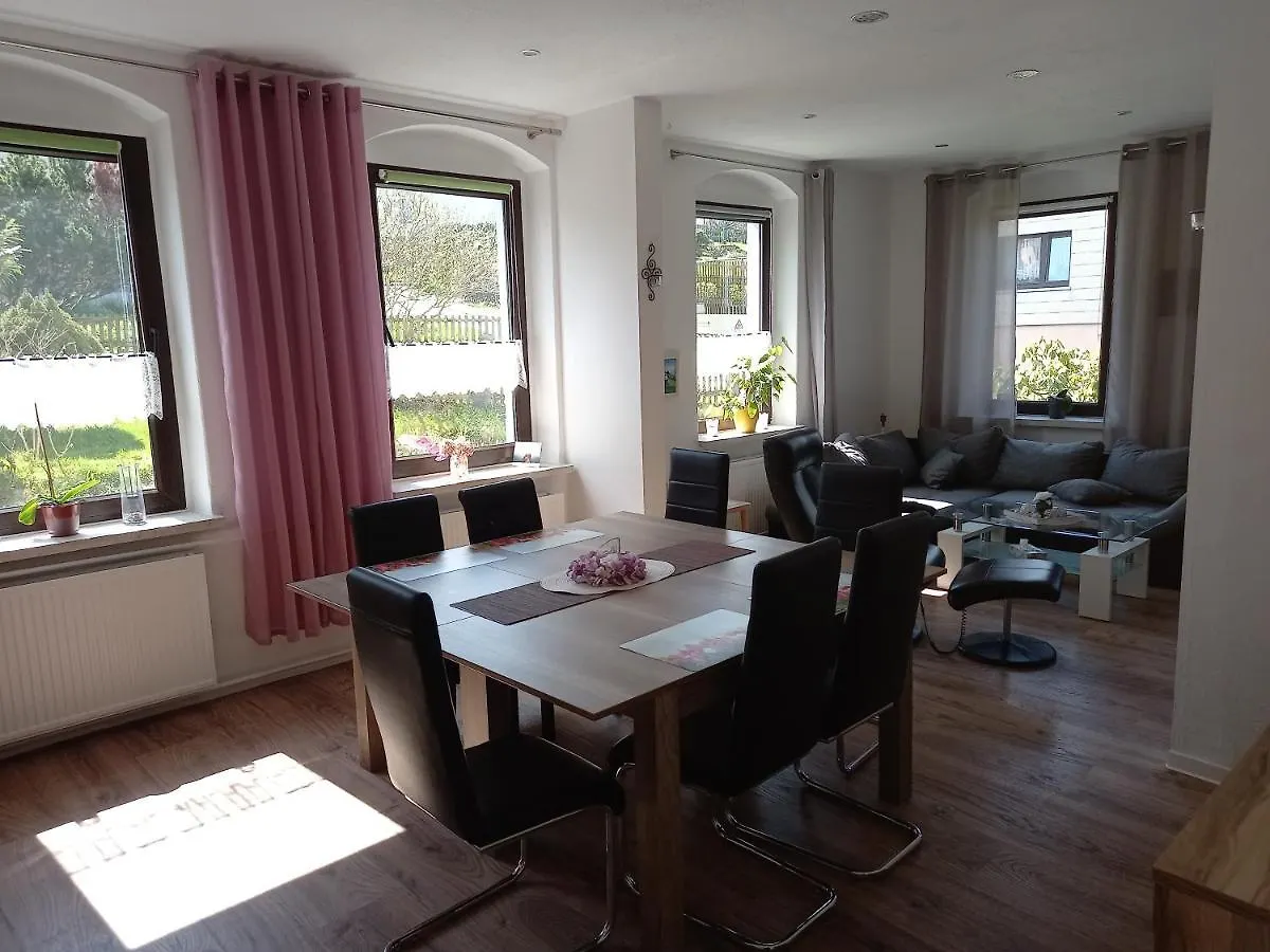 Familienfreundliche Ferienwohnung Erzgebirge Schneeberg  Germany